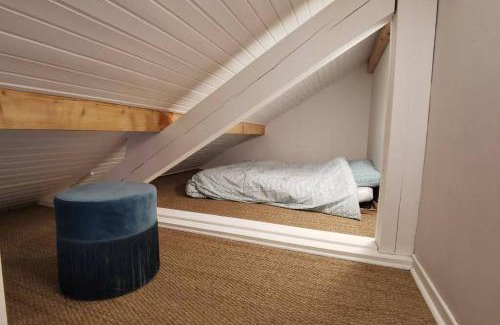 Les Fourgs Apartment | Ravissant appart proche suisse et pistes de ski familiales