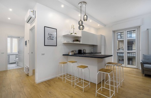 Milan Apartment | Ray Home 1 (SAN SIRO)