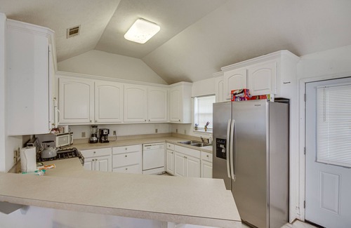 Raymond House | Raymond Home ~ 17 Mi to Downtown Jackson!