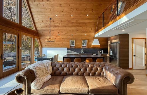 Bartlett House | Razor Brook Chalet | Luxury A-Frame with Hot Tub