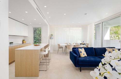 Ojen Apartment | RDR304 - Stunning 2 bedroom Palo Alto, pool, gym + more!