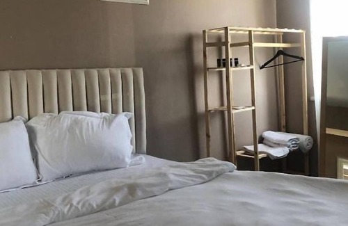 Arnavutkoy Villa | Real Airport Hotel