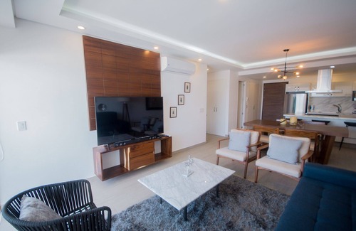 Zapopan Condo | Real View Towers in Real Center Plaza, Incredible 1 BR, Zona Real, Near Andares