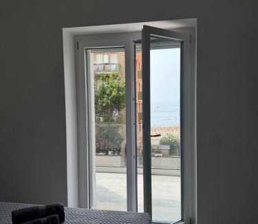 Anzio Apartment | Rebecca s Apartments Deluxe Family Sea View Anzio