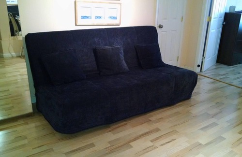 Parkside Apartment | Recently built, a very clean & bright apartment facing a court yard