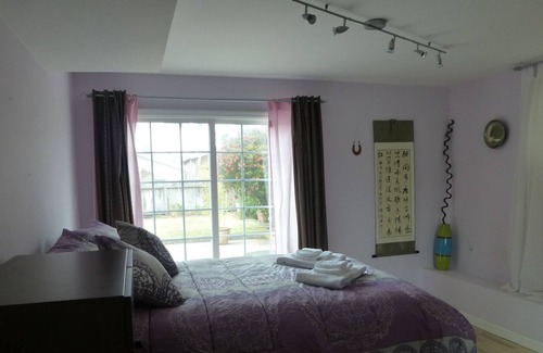 Parkside Apartment | Recently built, a very clean & bright apartment facing a court yard