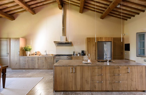 San Giovanni d'Asso Villa | Recently restored Villa in Tuscany, sleeps 12, sw.pool, big garden, olive grove.
