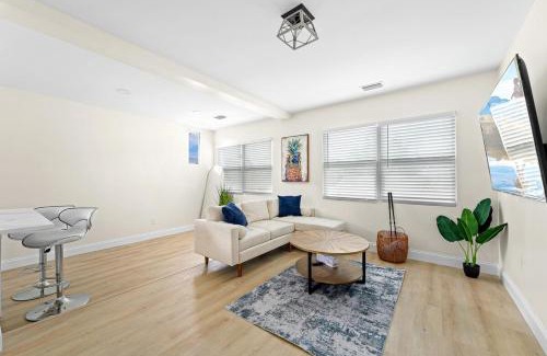 Briny Breezes Apartment | Recently Remodeled Mins from beach+Putting Green