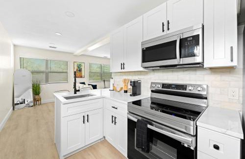 Briny Breezes Apartment | Recently Remodeled Mins from beach+Putting Green
