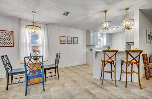 Panama City House | Recently Remodeled, Enclosed Yard, Outdoor Kitchen