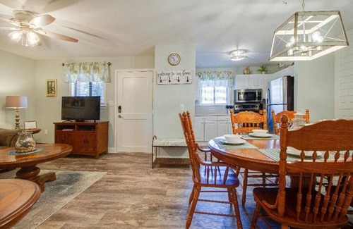Palmetto Dunes Condo | Recently renovated 2 bedroom short walk to the beach getaway.