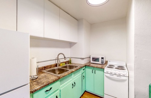 Mishawaka Apartment | Recently renovated apartment close to everything