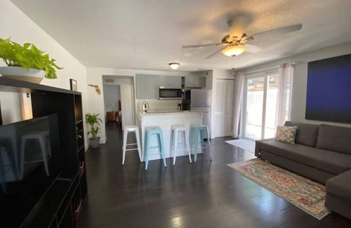 Hialeah Apartment | Recently Renovated Apartment near Miami Airport