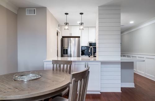 Seabrook Island House | Recently Updated! Gorgeous Sunsets on Pelican Beach! Walk to Pools! Amenity Cards! 2 Dogs - 30# max