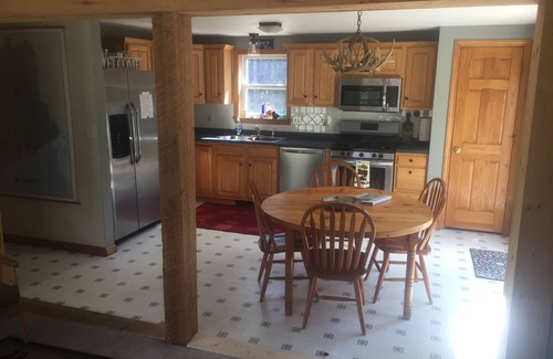 Franklin House | Reconnect lakeside private waterfront & mainhouse. 45 mins drive to AcadiaNP!