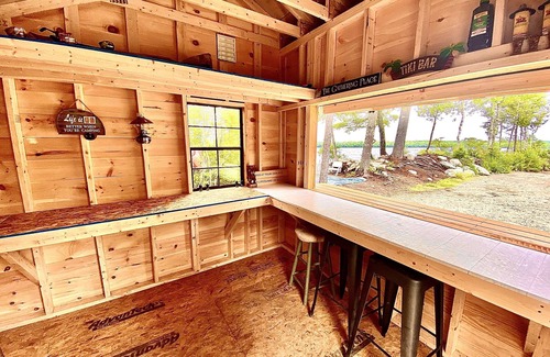 Franklin House | Reconnect lakeside private waterfront & mainhouse. 45 mins drive to AcadiaNP!