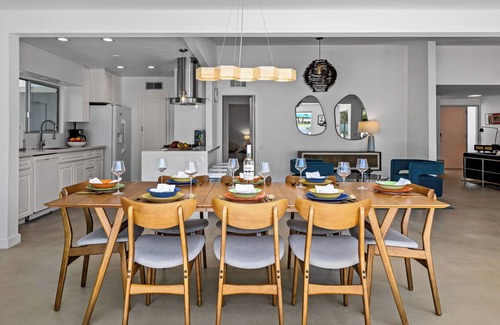 Palm Springs House | Record Views, Palm Springs Midcentury Compound