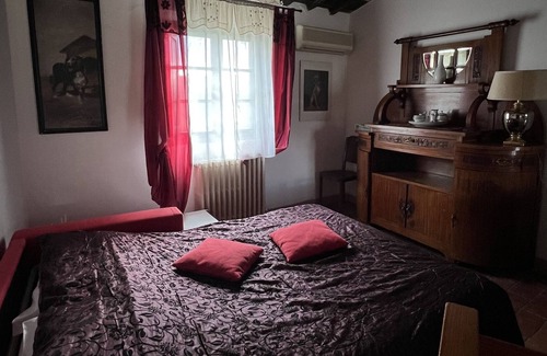 Calenzano House | "RED" APARTMENT