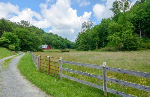 Elk Park House | Red Barn at Tiffanys Estate