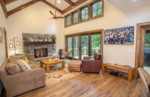 Banner Elk House | Red Bird Retreat