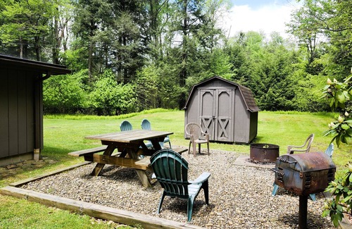 Tylersburg Cabin | Red Bud Cabin Rental