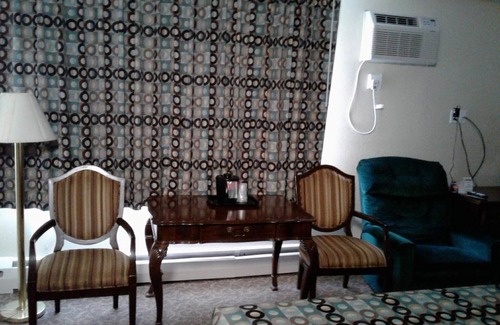 Rochester Hotel | Red Carpet Inn Rochester