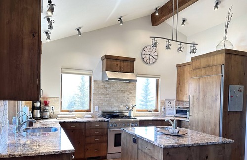 Dubois House | Red Cliffs, exclusive riverfront property, with freshwater swimming pond.