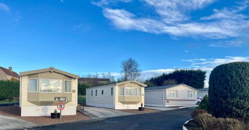 Stepps Resort | Red Deer Village Holiday Park - 3 Bedroom, Self-Catering Holiday Home