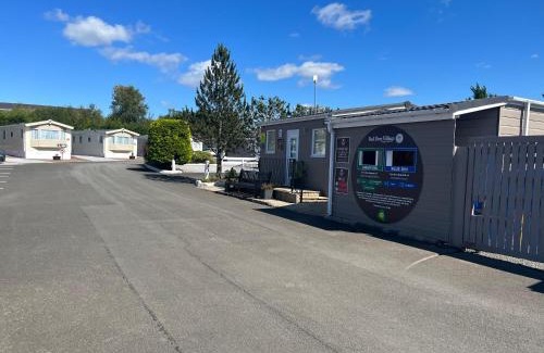 Stepps Resort | Red Deer Village Holiday Park - 3 Bedroom, Self-Catering Holiday Home