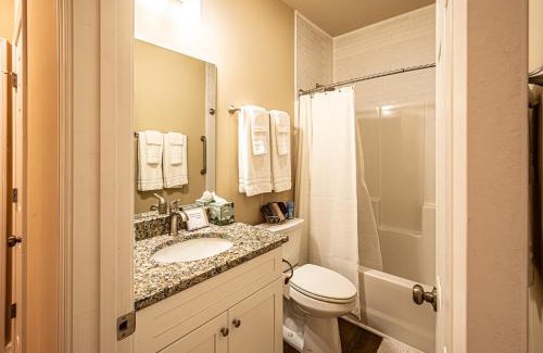 Dahlonega House | Red Door Cottage