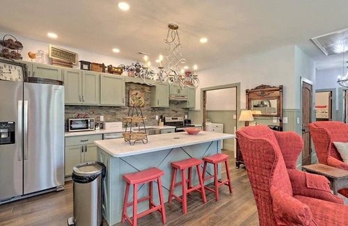 Cedar Cliff House | Red Door Retreat Cottage
