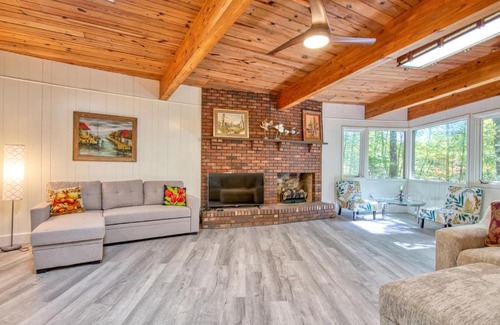 Franklin House | Red Fox Den