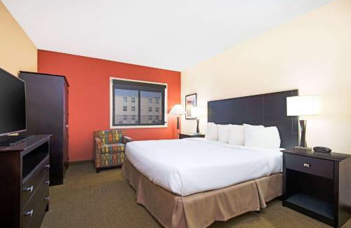 Gillette Hotel | Red Lion Hotel Gillette