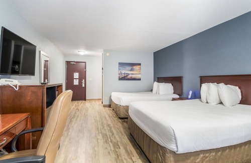 Salmon Creek Hotel | Red Lion Inn & Suites Salmon Creek .