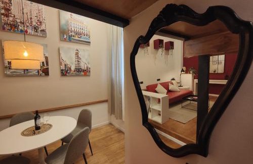 Tetuan Apartment | Red Loft in Madrid