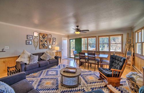 Red River Apartment | Red River Condo with Fire Pit half Mi to Slopes!
