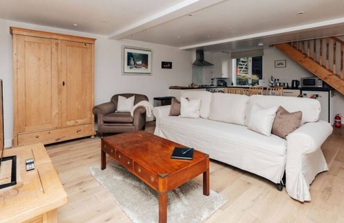 Hurley Apartment | Red Robin in Hurley With 1 Bedrooms and 1 Bathrooms