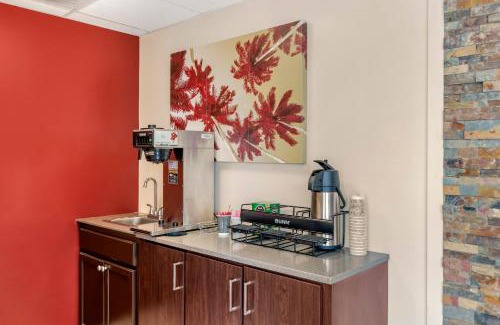 Kennesaw Hotel | Red Roof Inn Atlanta - Kennesaw State University
