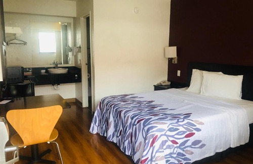 Bridgeton Hotel | Red Roof Inn Bridgeton