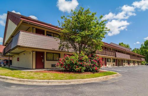 Dentsville Hotel | Red Roof Inn Columbia East - Ft Jackson
