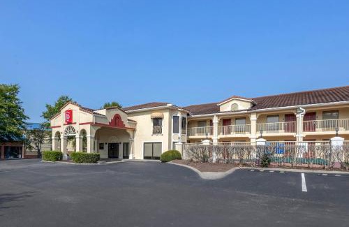 Franklin Hotel | Red Roof Inn Franklin, TN
