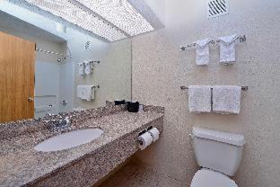 La Marque Hotel | Red Roof Inn La Marque