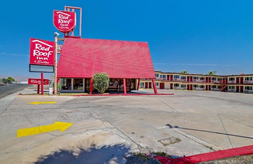 Needles Hotel | Red Roof Inn Needles