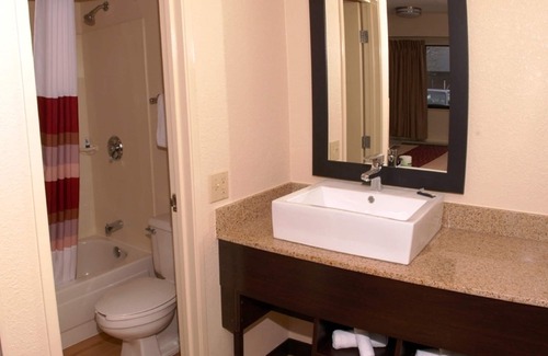 Hanover Hotel | Red Roof Inn PLUS+ Baltimore-Washington DC/BWI South