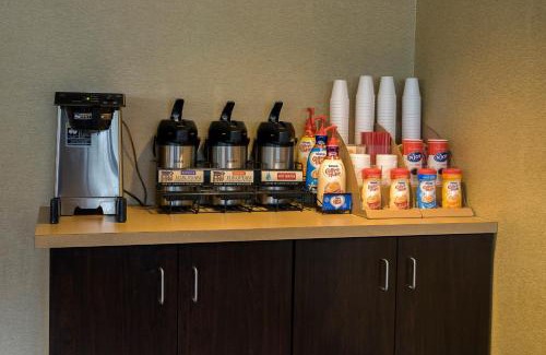 Southwest Raleigh Hotel | Red Roof Inn Raleigh Southwest - Cary