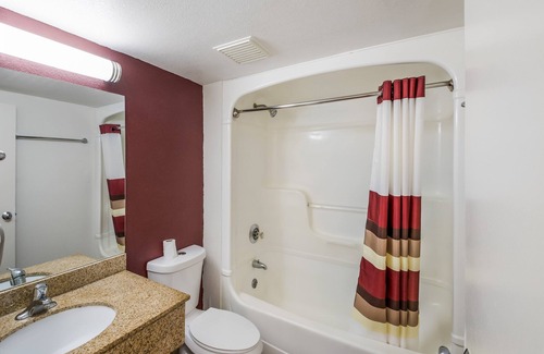 Rochester Hotel | Red Roof Inn Rochester – Airport