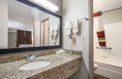 Richmond Hill Hotel | Red Roof Inn Savannah - Richmond Hill/I-95