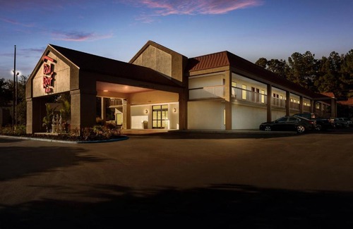 Tupelo Hotel | Red Roof Inn Tupelo