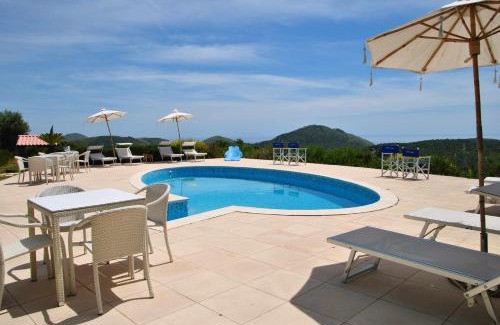 Itri House | RED ROSES appartamento al piano terra in villa