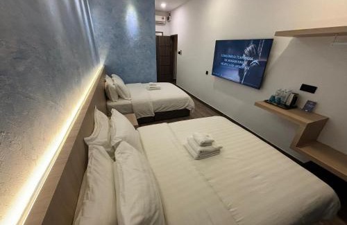 Bintulu Hotel | Red's Hotel